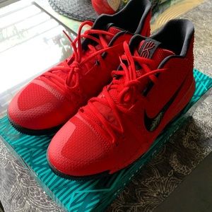 Kyrie 3